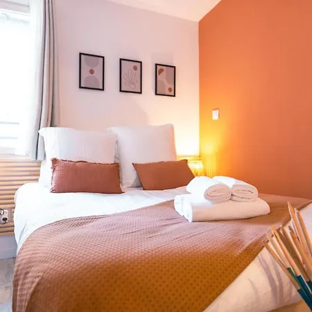 De Charme 4 à 6 Pers Cœur Historique Apartamento *